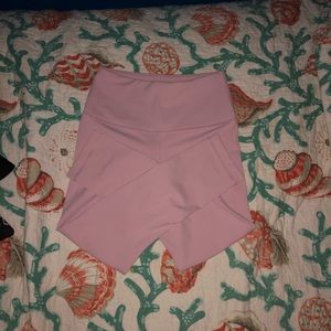 Plain light pink leggings. Size small